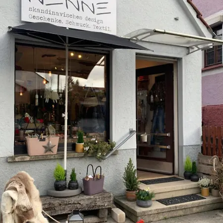 ホームステイ Freudi's Berghuette *