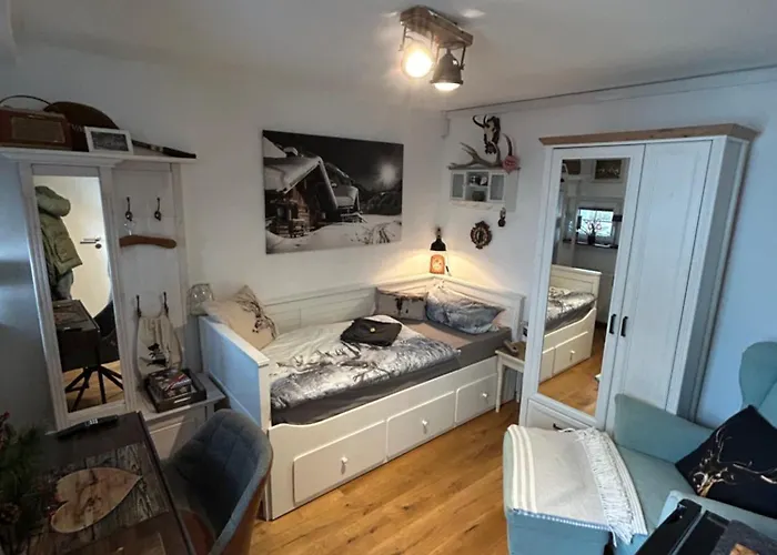 Freudi's Berghuette Δωμάτια σε οικογενειακή κατοικία Neuhausen auf den Fildern